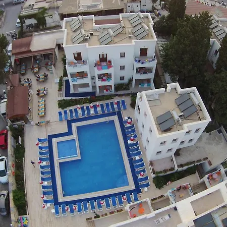 Hotel apartamentowy Water Garden