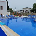 Water Garden Aparthotel Gümbet